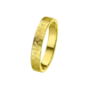 Alianza matrimonio oro amarillo textura martele pulida perfil plano de 3.5 mm de ancho y 1.3 mm de grosor.